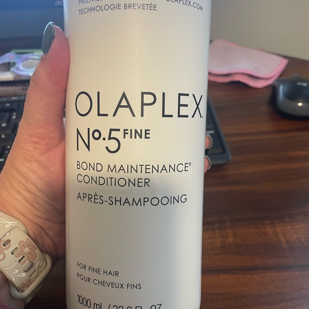 OLAPLEX No.5 Fine Bond Maintenance Conditioner - White - Picture 4 of 4